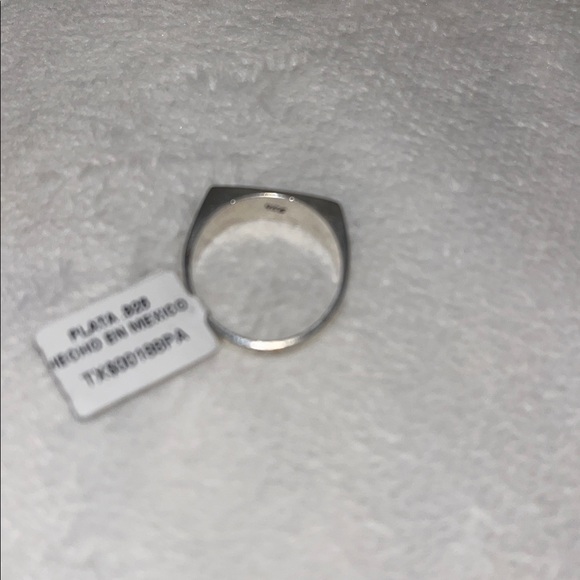 Silver Rectangular Band Ring From Taxco - Picture 2 of 4